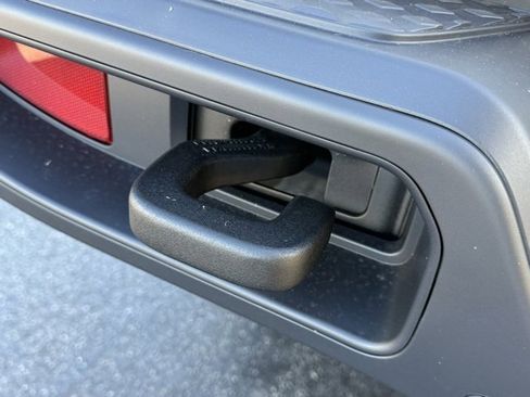 New 2025 Jeep Gladiator Sport image 10