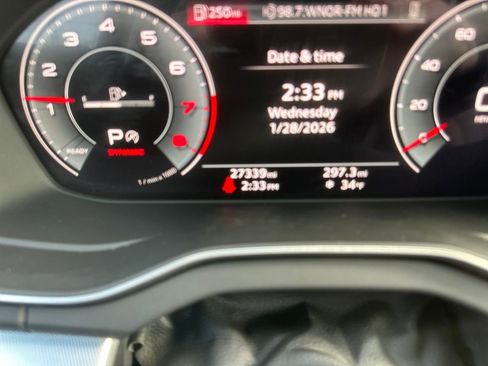 Used 2025 Audi Q5 2.0T Premium AWD/4WD image 12