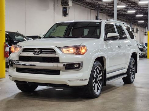Used 2023 Toyota 4Runner Limited image 4