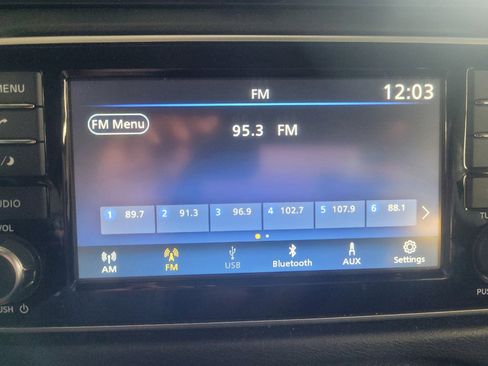 Used 2024 Nissan Versa S w/ Trunk Package FWD image 25