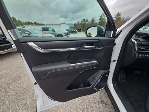 New 2026 GMC Acadia Elevation w/ Elevation Premium Package image 23