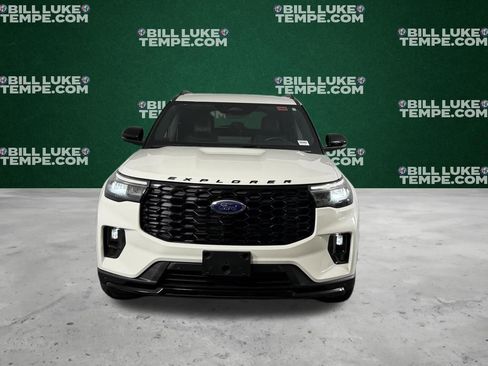 Used 2025 Ford Explorer ST-Line w/ ST-Line Street Pack image 5