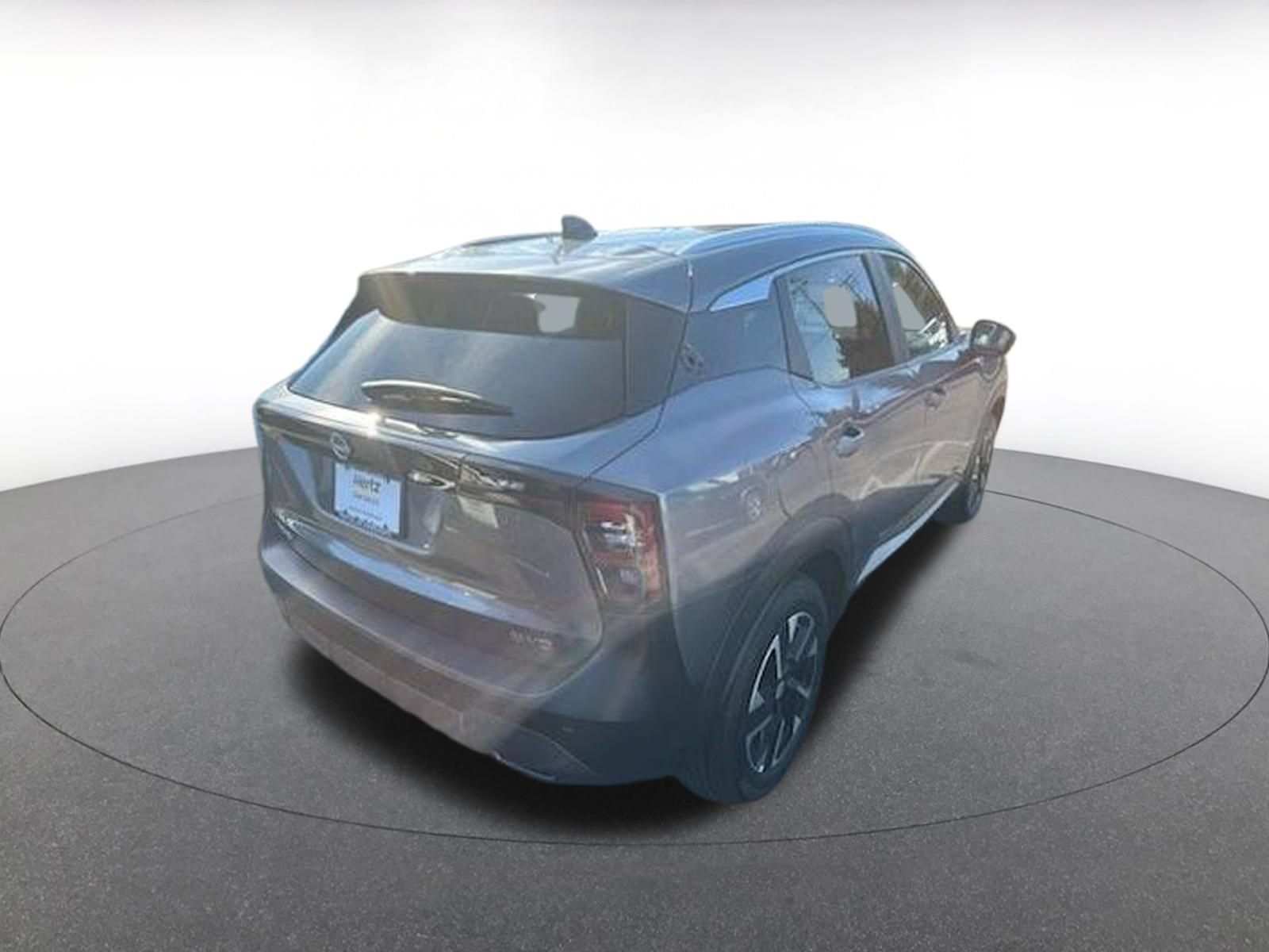 Used 2026 Nissan Kicks SV w/ Cold Weather Package AWD/4WD image 4