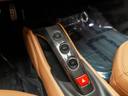 Used 2018 Ferrari 488 GTB RWD image 57
