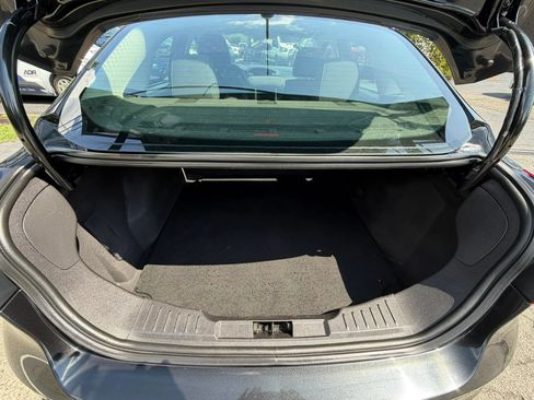 Used 2014 Ford Focus SE w/ SE Winter Package FWD image 28