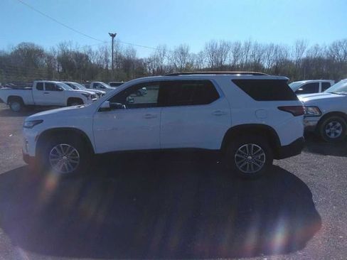 Used 2023 Chevrolet Traverse LT w/ LPO, Floor Liner Package image 2