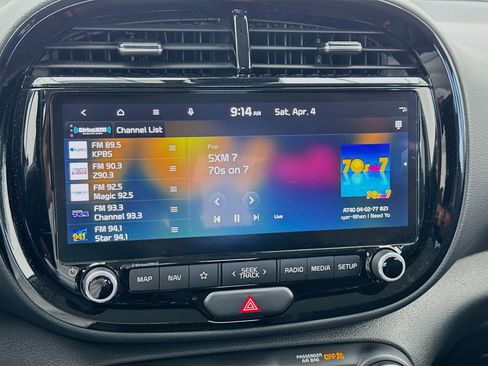 Used 2024 Kia Soul GT-Line FWD image 11