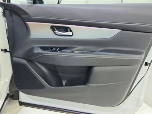 Certified 2025 Nissan Murano SL AWD/4WD image 27