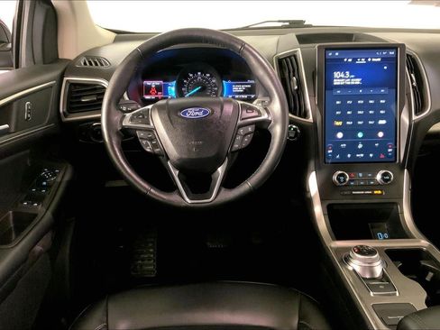 Used 2024 Ford Edge SEL image 5