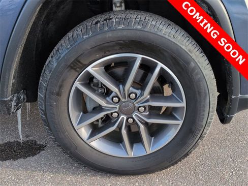 Used 2020 Jeep Grand Cherokee Limited w/ Premium Lighting Group image 13