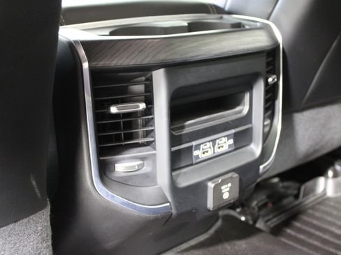 Used 2024 RAM 2500 Laramie w/ Night Edition image 27