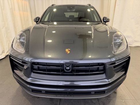 New 2026 Porsche Macan image 7