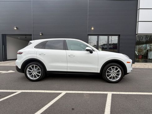 Certified 2019 Porsche Cayenne image 8