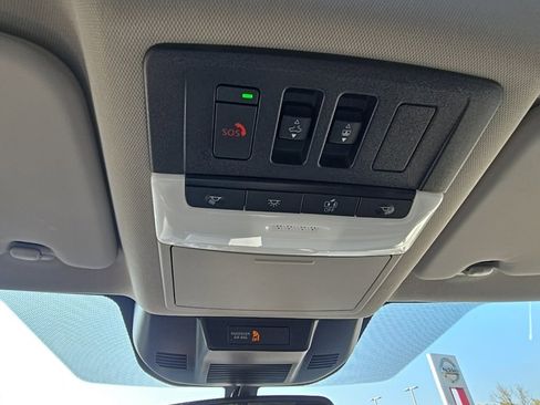 New 2026 Nissan Rogue Platinum w/ Platinum Premium Package image 29