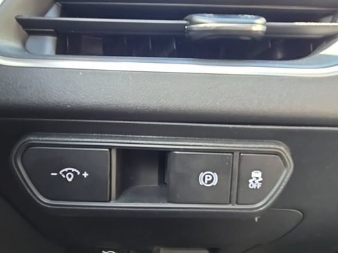 Used 2025 Kia K4 FWD image 17