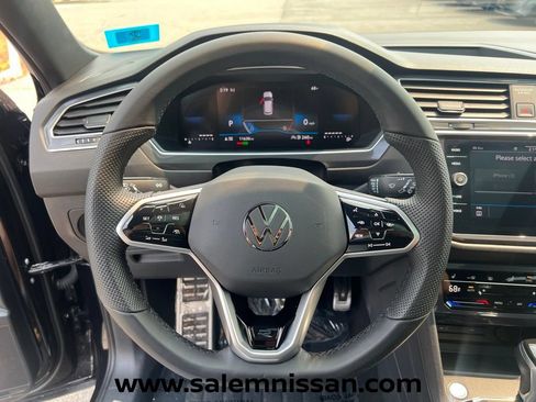 Used 2024 Volkswagen Tiguan SE R-Line AWD/4WD image 14