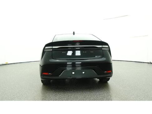 New 2026 Toyota Prius Plug-In Hybrid image 23