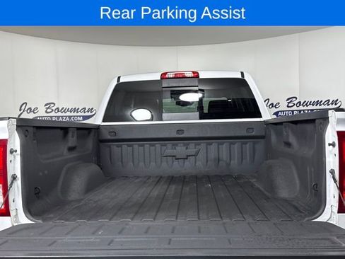 Used 2018 Chevrolet Silverado 1500 LTZ Z71 w/ Redline Edition image 9