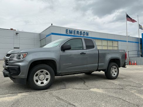 Certified 2022 Chevrolet Colorado W/T w/ WT Convenience Package AWD/4WD image 2