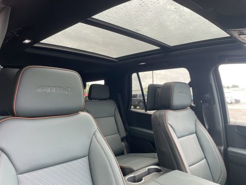 New 2026 GMC Yukon AT4 AWD/4WD image 35