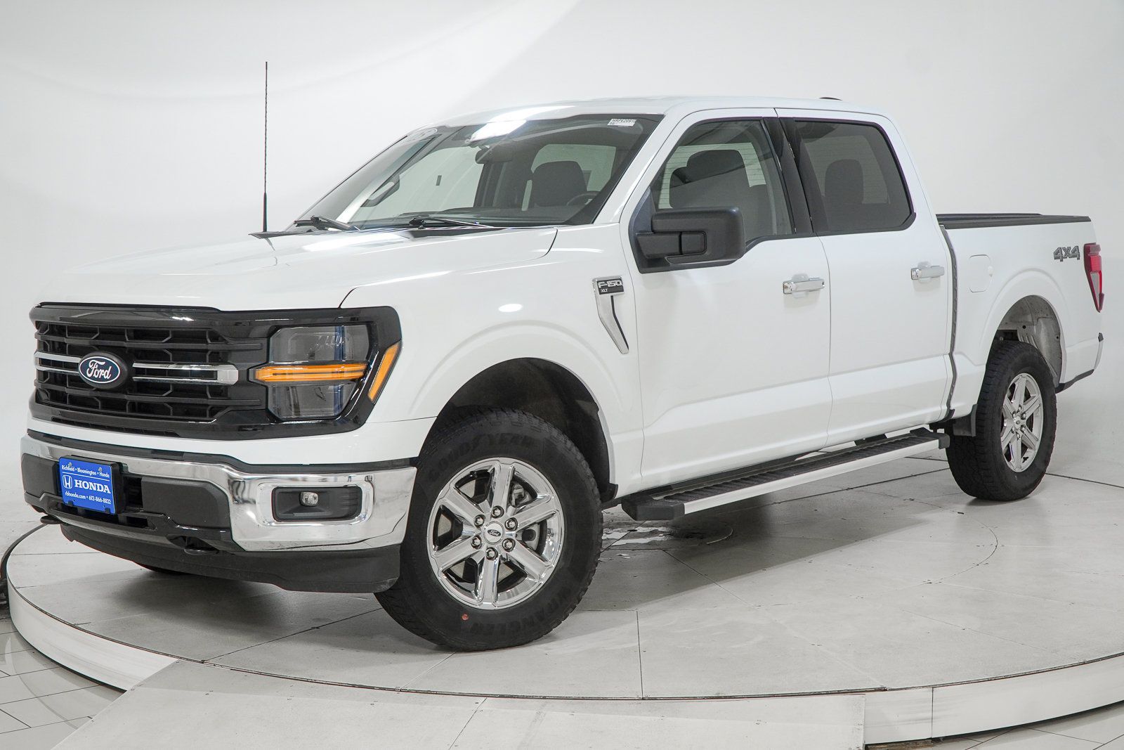 Used 2025 Ford F150 XLT w/ Equipment Group 301A Standard AWD/4WD image 1