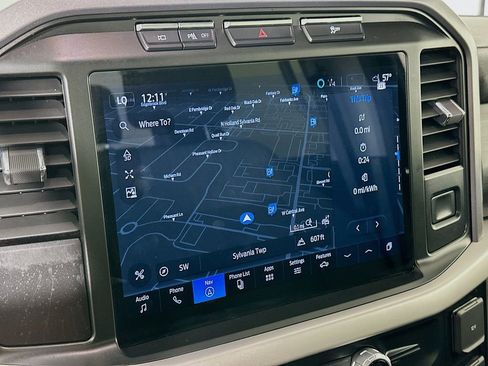 Used 2023 Ford F150 Lightning XLT image 17