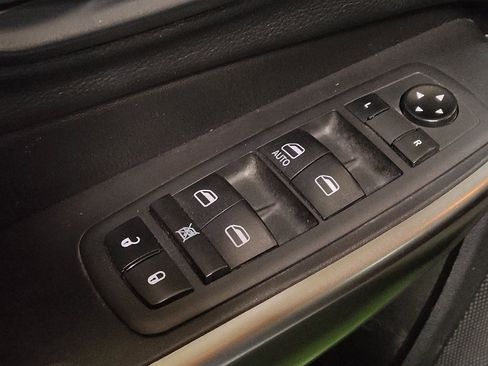 Used 2020 Jeep Cherokee Latitude image 27