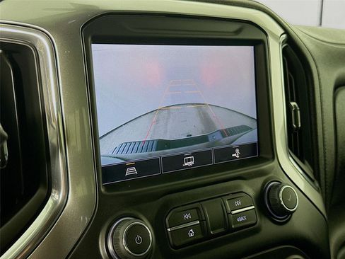 Used 2022 Chevrolet Silverado 2500 LTZ w/ LTZ Convenience Package image 14