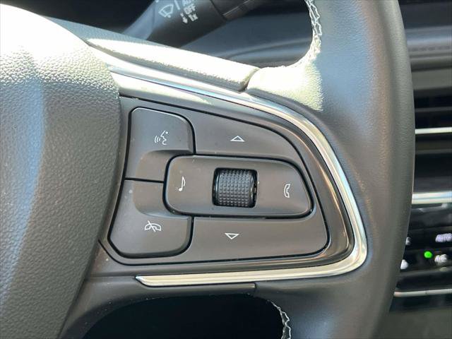 Used 2025 Buick Encore GX Avenir w/ Avenir Convenience Package AWD/4WD image 23