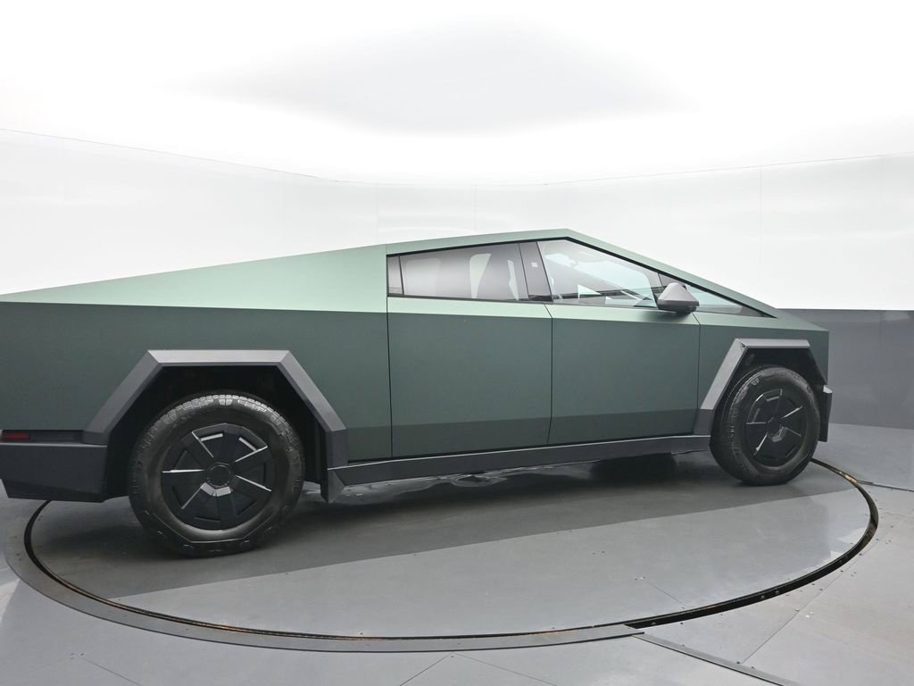 Used 2024 Tesla Cybertruck AWD Crew Cab image 3
