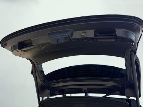 Used 2019 Jaguar F-PACE Premium AWD/4WD image 24