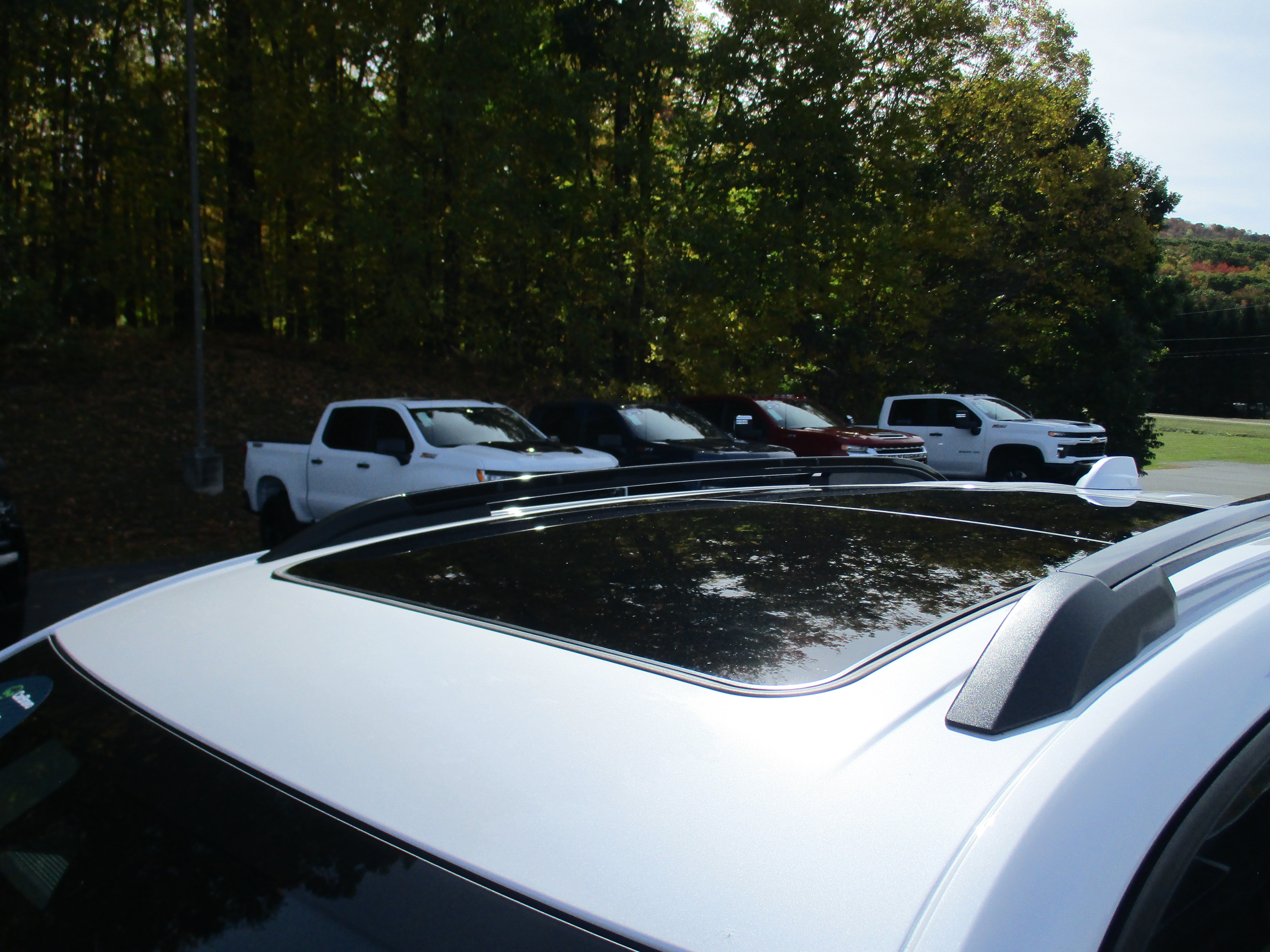 Certified 2025 Chevrolet Equinox RS w/ Safety and Technology Package AWD/4WD image 11