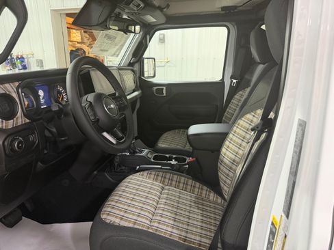 New 2026 Jeep Wrangler Unlimited Sport AWD/4WD image 8