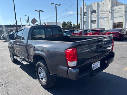 Used 2016 Toyota Tacoma SR RWD image 6