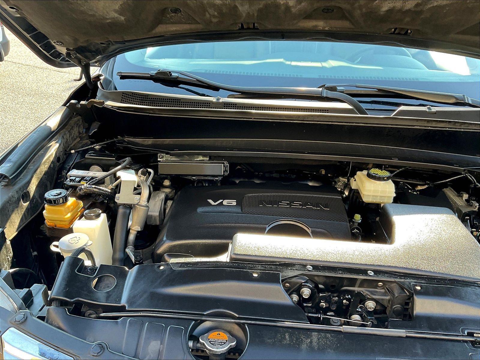 Used 2017 Nissan Pathfinder Platinum w/ Family Entertainment Package FWD image 33