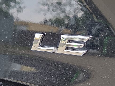 Used 2025 Toyota Camry LE FWD image 9