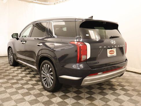 Used 2024 Hyundai Palisade Calligraphy AWD/4WD image 3