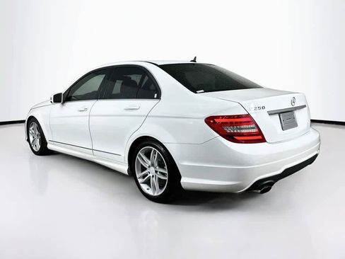 Used 2014 Mercedes-Benz C 250 Sedan image 4
