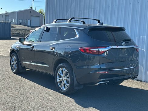 Used 2019 Buick Enclave Avenir AWD/4WD image 4