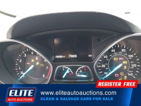 Used 2018 Ford Escape SE w/ Ford Safe & Smart Package image 14