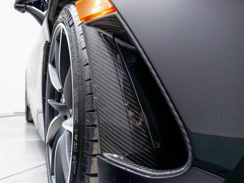Used 2019 McLaren 720S Luxury RWD image 41