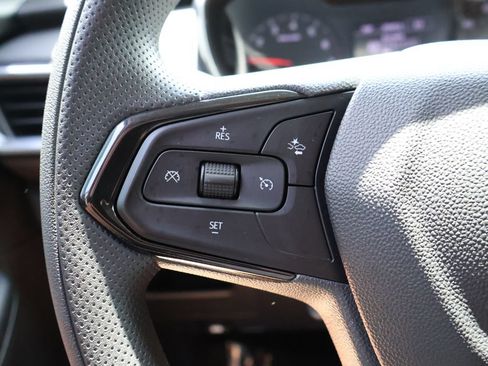 Used 2023 Chevrolet TrailBlazer LT w/ Convenience Package FWD image 24