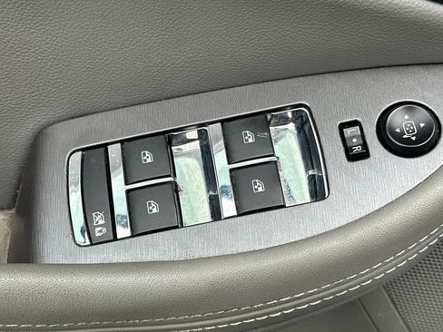 Used 2015 Chevrolet Impala LS image 12