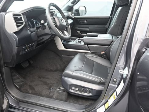 Used 2026 Toyota Tundra SR5 w/ SR5 Premium Package AWD/4WD image 16