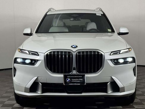 Used 2024 BMW X7 xDrive40i AWD/4WD image 6