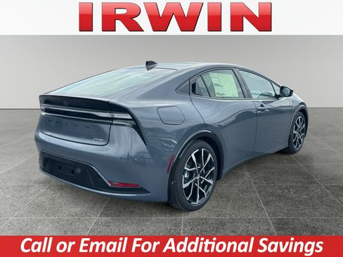 New 2026 Toyota Prius Plug-In Hybrid image 5