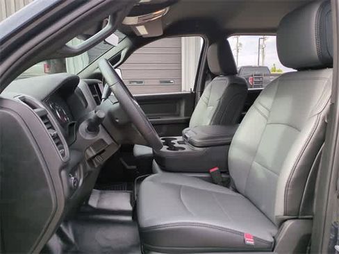 New 2025 RAM 2500 Tradesman w/ Chrome Appearance Group image 17