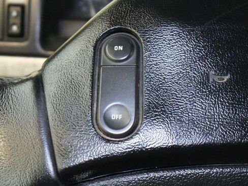 Used 1992 Ford Bronco Eddie Bauer image 36