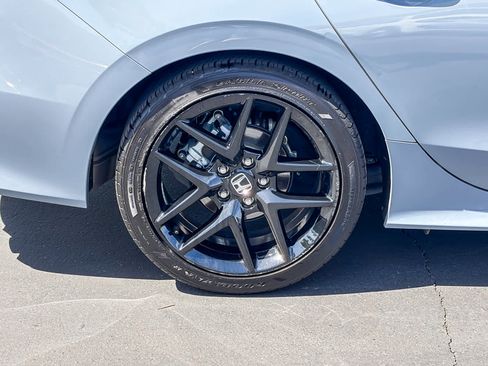 Used 2024 Honda Civic Sport image 10