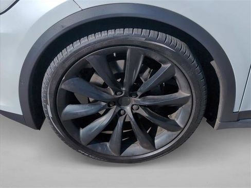 Used 2021 Tesla Model X Long Range image 24